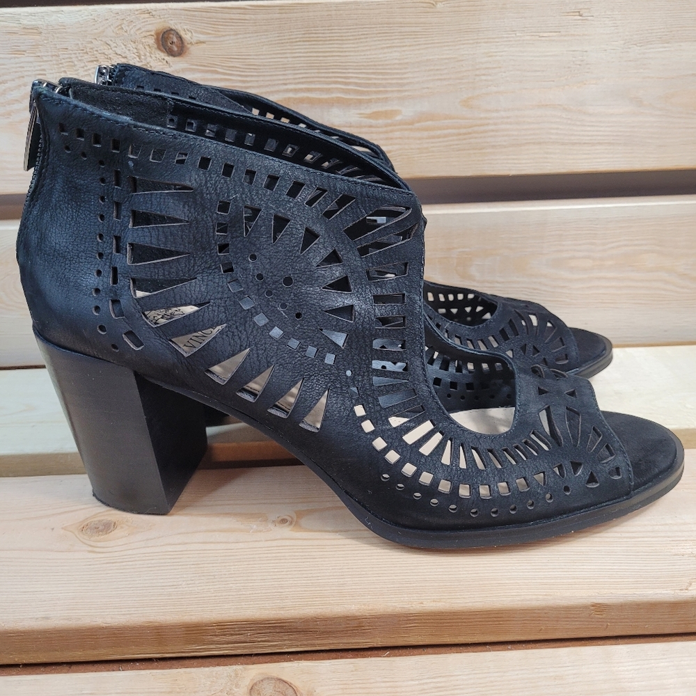 Vince Camuto Black heeled sandals women's size 8.5M